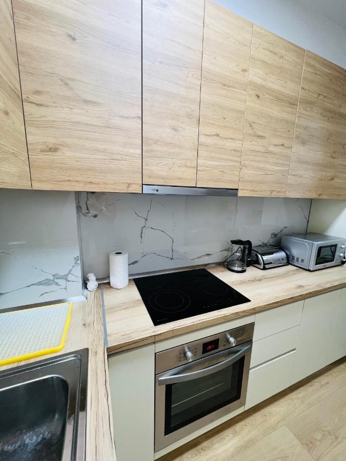 Lovely Apartment, Free Parking 地拉那 外观 照片